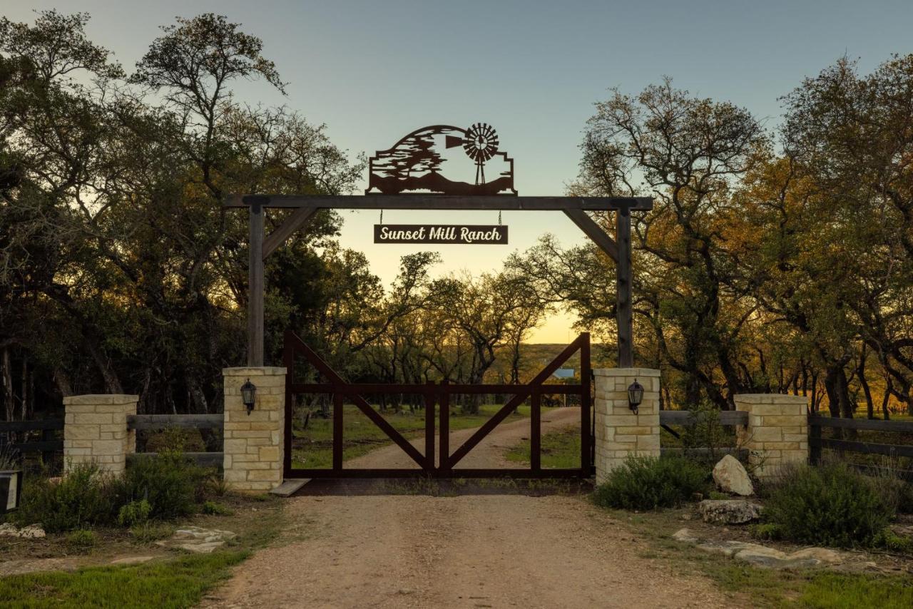 Inn At Sunset Mill Ranch Wimberley Luaran gambar